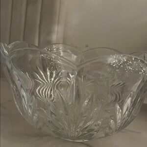Elegant crystal Bowl